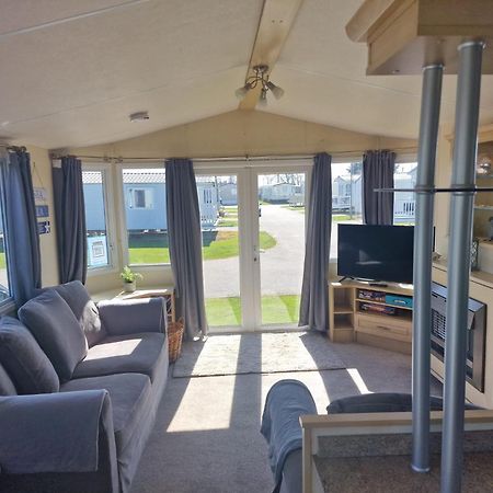 6 Berth Seawick Caravan Park, St Osyth Colchester Extérieur photo